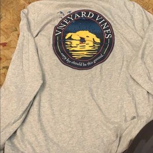Like New Vineyard Vines long sleeved t-shirt